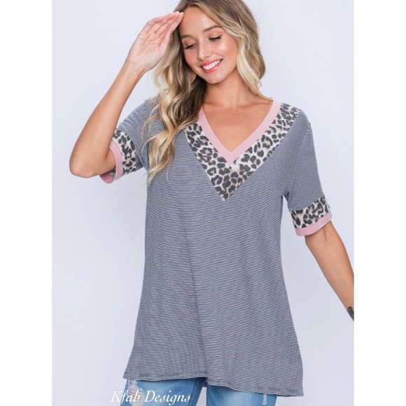 LAST 1! V Neck Animal Print and Stripes Contrast Print Top! - Picture 9 of 10